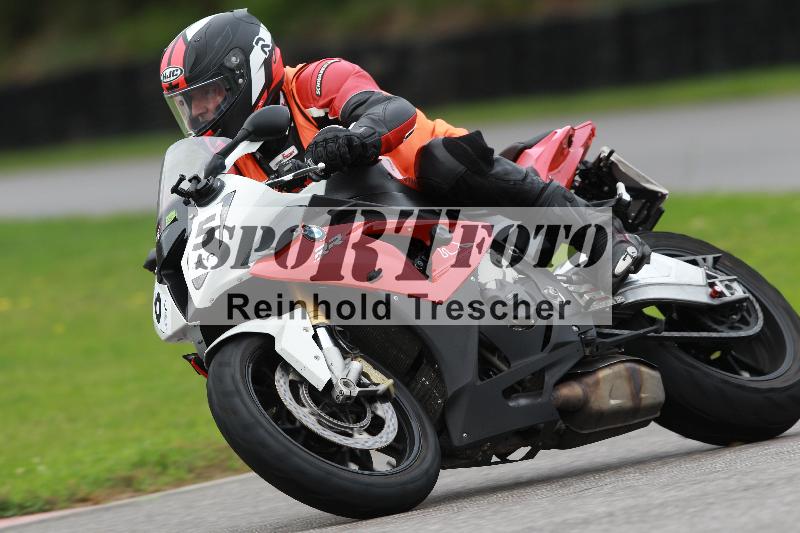 /Archiv-2022/67 29.09.2022 Speer Racing ADR/65